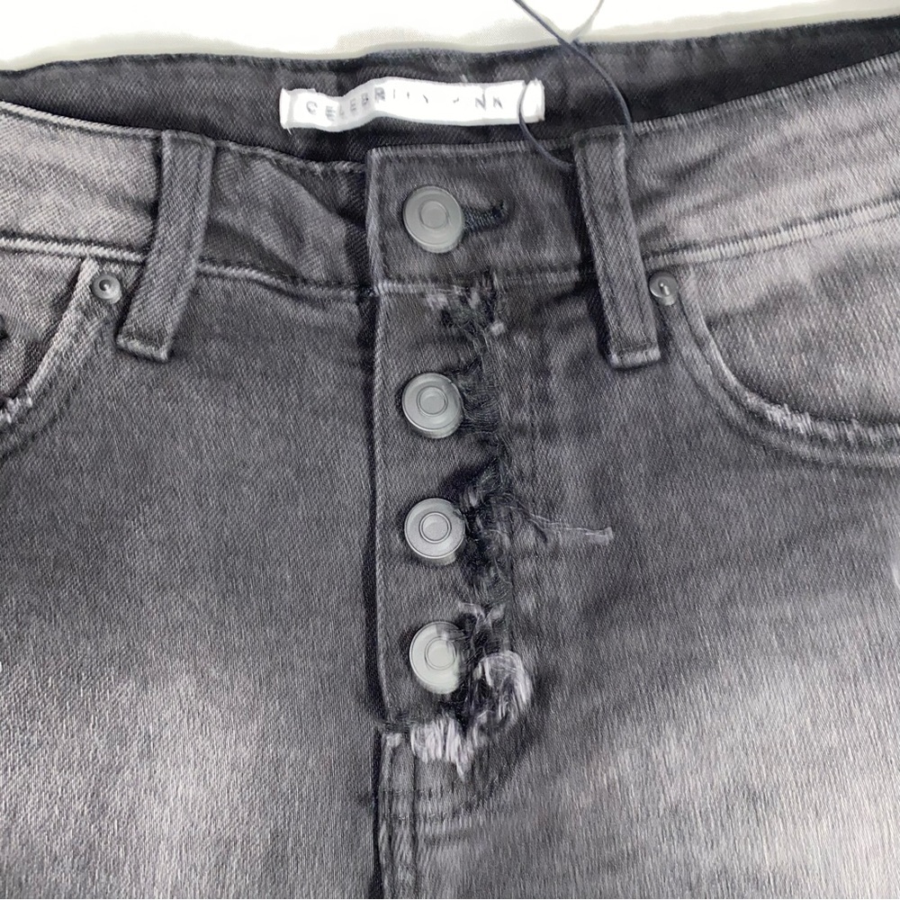 NWT Celebrity Pink Mid Rise The Sugar Booty Short, Size 9/29, Black - Picture 2 of 8